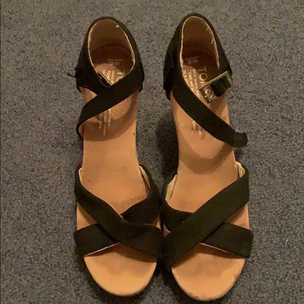 Toms wedges